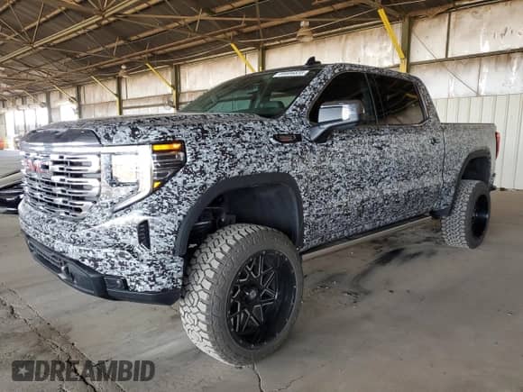 2023 GMC Sierra 1500 Denali с VIN 3GTUUGE85PG150446, выставлен на аукционе Copart как лот 69606835 с пробегом 30 183 миль миль и Списание • Salvage title. История ставок и продаж доступна на DreamBid. Изображение 1.