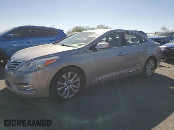 2014 Hyundai Azera с VIN KMHFG4JG3EA367528, выставлен на аукционе Copart как лот 68548355 с пробегом 107 032 миль миль и Списание • Salvage title. История ставок и продаж доступна на DreamBid. Изображение 1.