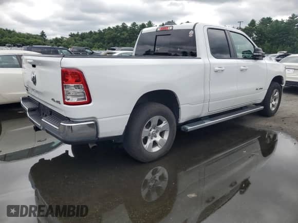 2022 Ram 1500 Big Horn z VIN 1C6RRFBG4NN225145, wystawiony jako Copart lot #63920495 z przebiegiem 40 295 mil mil oraz Szkoda całkowita • Salvage title. Historia ofert i sprzedaży dostępna na DreamBid. Obrazek 3.