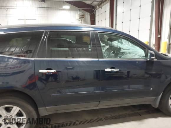 2010 Chevrolet Traverse 1LT with VIN 1GNLVFED7AS111140, listed as a IAAI auction lot 42988266 with 101,954 mi miles and . Bid and sale history available at DreamBid. Image 13.