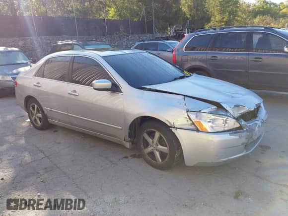 2004 Honda Accord EX z VIN 1HGCM56864A057039, wystawiony jako IAAI lot #43242205 z przebiegiem 223 595 mil mil oraz . Historia ofert i sprzedaży dostępna na DreamBid. Obrazek 1.