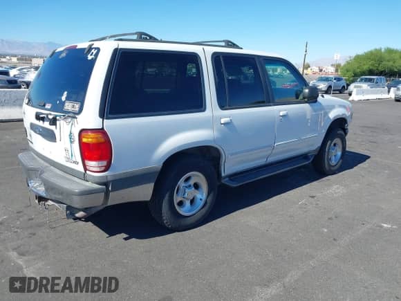 1999 Ford Explorer XLT с VIN 1FMZU34E0XZA22035, выставлен на аукционе IAAI как лот 43572816 с пробегом 192 754 миль миль и . История ставок и продаж доступна на DreamBid. Изображение 4.