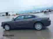 2020 Dodge Charger Police z VIN 2C3CDXKT1LH127507, wystawiony jako IAAI lot #42608659 z przebiegiem 137 391 mil mil oraz . Historia ofert i sprzedaży dostępna na DreamBid. Obrazek 14.
