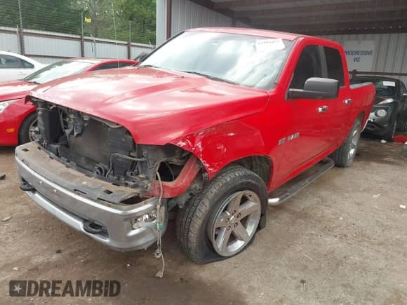 2009 Dodge 1500 SLT z VIN 1D3HV13T59J513565, wystawiony jako IAAI lot #43292077 z przebiegiem 213 940 mil mil oraz . Historia ofert i sprzedaży dostępna na DreamBid. Obrazek 2.