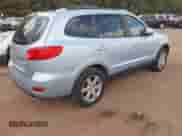 2007 Hyundai Santa Fe SE with VIN 5NMSH73E77H068713, listed as a IAAI auction lot 43242550 with 237,758 mi miles and . Bid and sale history available at DreamBid. Image 4.