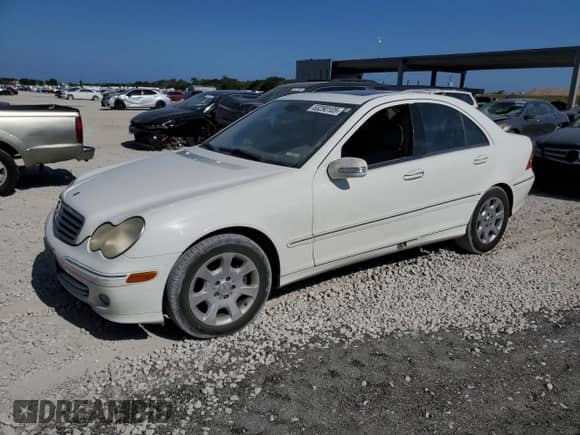 2006 Mercedes-Benz C 280 Luxury с VIN WDBRF54H06A906654, выставлен на аукционе Copart как лот 53290105 с пробегом 185 128 миль миль и Списание • Salvage title. История ставок и продаж доступна на DreamBid. Изображение 1.