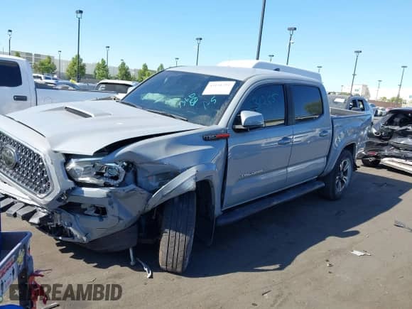 2019 Toyota Tacoma SR5 с VIN 3TMAZ5CN7KM086311, выставлен на аукционе IAAI как лот 43131255 с пробегом 33 027 миль миль и . История ставок и продаж доступна на DreamBid. Изображение 6.