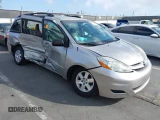 2010 Toyota Sienna CE с VIN 5TDKK4CC8AS316132, выставлен на аукционе IAAI как лот 43450112 с пробегом 129 851 миль миль и . История ставок и продаж доступна на DreamBid. Изображение 1.