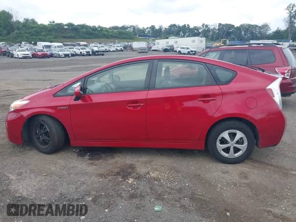 2015 Toyota Prius Persona Series z VIN JTDKN3DU9F0439375, wystawiony jako IAAI lot #42902453 z przebiegiem 205 728 mil mil oraz . Historia ofert i sprzedaży dostępna na DreamBid. Obrazek 14.