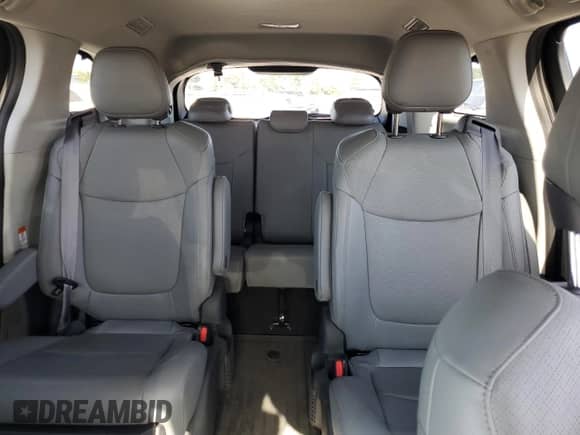 2023 Toyota Sienna Limited с VIN 5TDZRKECXPS169624, выставлен на аукционе Copart как лот 57683695 с пробегом 31 310 миль миль и Списание • Salvage title. История ставок и продаж доступна на DreamBid. Изображение 10.