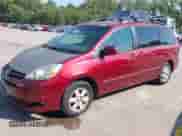 2004 Toyota Sienna XLE z VIN 5TDZA22C14S215400, wystawiony jako IAAI lot #43227648 z przebiegiem 201 333 mil mil oraz . Historia ofert i sprzedaży dostępna na DreamBid. Obrazek 2.