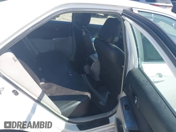 2014 Toyota Camry LE с VIN 4T1BD1FK8EU123925, выставлен на аукционе IAAI как лот 43106331 с пробегом 267 684 миль миль и . История ставок и продаж доступна на DreamBid. Изображение 8.