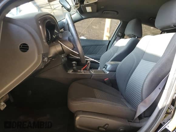 2023 Dodge Charger SXT z VIN 2C3CDXBG9PH703272, wystawiony jako Copart lot #68973685 z przebiegiem 11 927 mil mil oraz Szkoda całkowita • Salvage title. Historia ofert i sprzedaży dostępna na DreamBid. Obrazek 7.