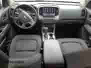 2019 Chevrolet Colorado 2WD LT z VIN 1GCGSCEA9K1315761, wystawiony jako Copart lot #54943055 z przebiegiem 132 950 mil mil oraz Szkoda całkowita • Salvage title. Historia ofert i sprzedaży dostępna na DreamBid. Obrazek 8.