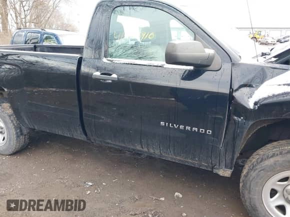 2015 Chevrolet Silverado 1500 Work Truck z VIN 1GCNKPEH2FZ345171, wystawiony jako IAAI lot #41737910 z przebiegiem 52 257 mil mil oraz . Historia ofert i sprzedaży dostępna na DreamBid. Obrazek 13.