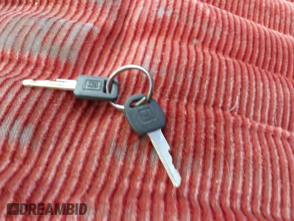 1992 Chevrolet Silverado 1500 с VIN 1GCDC14K1NZ181526, выставлен на аукционе IAAI как лот 42756207 с пробегом 170 903 миль миль и . История ставок и продаж доступна на DreamBid. Изображение 11.