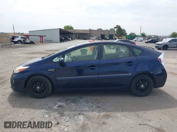 2013 Toyota Prius One с VIN JTDKN3DU8D0345436, выставлен на аукционе IAAI как лот 43260146 с пробегом 201 754 миль миль и . История ставок и продаж доступна на DreamBid. Изображение 14.