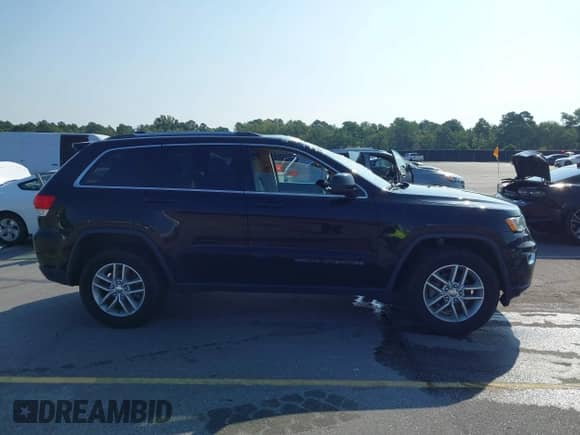 2018 Jeep Grand Cherokee Altitude with VIN 1C4RJEAGXJC247040, listed as a IAAI auction lot 42928303 with 84,955 mi miles and . Bid and sale history available at DreamBid. Image 13.