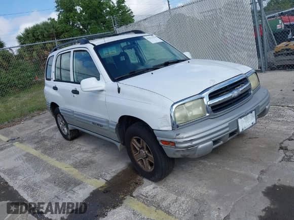 2002 Chevrolet Tracker LT с VIN 2CNBJ634526921076, выставлен на аукционе IAAI как лот 41931321 с пробегом 226 431 миль миль и . История ставок и продаж доступна на DreamBid. Изображение 1.
