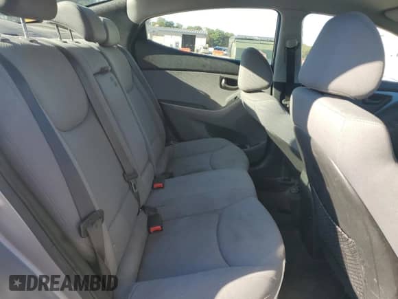 2013 Hyundai Elantra GLS z VIN KMHDH4AEXDU924743, wystawiony jako Copart lot #82546945 z przebiegiem 79 408 mil mil oraz Szkoda całkowita • Salvage title. Historia ofert i sprzedaży dostępna na DreamBid. Obrazek 10.