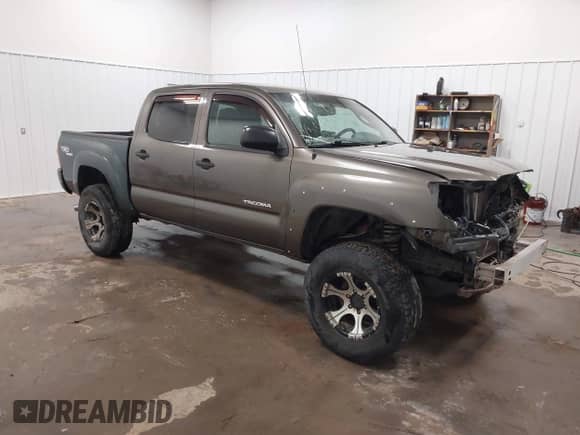 2011 Toyota Tacoma с VIN 3TMLU4EN6BM061544, выставлен на аукционе IAAI как лот 42620896 с пробегом 244 459 миль миль и . История ставок и продаж доступна на DreamBid. Изображение 1.