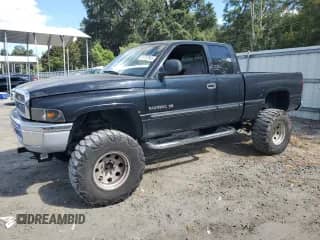 2001 Dodge 2500 with VIN 1B7KF23Z61J241165, listed as a Copart auction lot 81757955 with 97,246 mi miles and Clean title. Bid and sale history available at DreamBid. Image 1.