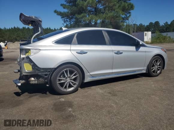 2015 Hyundai Sonata Limited с VIN 5NPE34AB0FH189670, выставлен на аукционе Copart как лот 84765155 с пробегом 162 916 миль миль и Списание • Salvage title. История ставок и продаж доступна на DreamBid. Изображение 3.