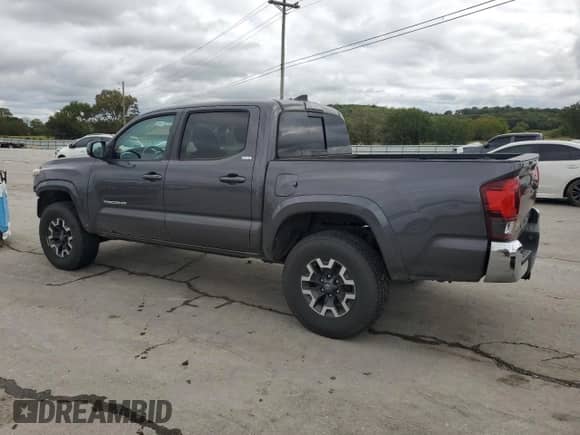 2019 Toyota Tacoma SR5 with VIN 5TFAZ5CNXKX076432, listed as a Copart auction lot 83810335 with 127,143 mi miles and Clean title. Bid and sale history available at DreamBid. Image 2.
