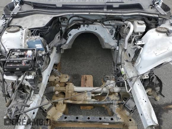 2015 Chevrolet SS с VIN 6G3F15RW9FL123401, выставлен на аукционе Copart как лот 65745375 с пробегом Не указан миль и На запчасти • Non repairable. История ставок и продаж доступна на DreamBid. Изображение 11.