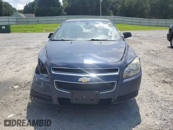 2010 Chevrolet Malibu 1LS с VIN 1G1ZB5EB0AF196893, выставлен на аукционе Copart как лот 69067015 с пробегом 102 381 миль миль и Списание • Salvage title. История ставок и продаж доступна на DreamBid. Изображение 5.