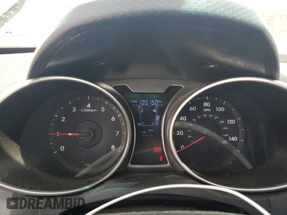 2013 Hyundai Veloster w/Black Int z VIN KMHTC6AD1DU125253, wystawiony jako Copart lot #67401815 z przebiegiem 105 150 mil mil oraz Szkoda całkowita • Salvage title. Historia ofert i sprzedaży dostępna na DreamBid. Obrazek 9.