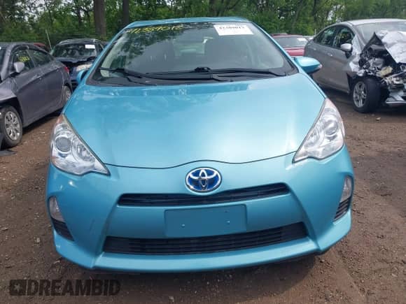 2014 Toyota Prius One with VIN JTDKDTB36E1062512, listed as a IAAI auction lot 42389012 with 115,392 mi miles and . Bid and sale history available at DreamBid. Image 12.