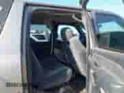 2002 Chevrolet Avalanche с VIN 3GNEC13T02G280159, выставлен на аукционе IAAI как лот 43279094 с пробегом 198 593 миль миль и . История ставок и продаж доступна на DreamBid. Изображение 8.