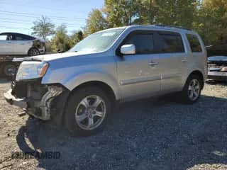 2013 Honda Pilot EX with VIN 5FNYF4H41DB083610, listed as a Copart auction lot 86708185 with 245,582 mi miles and Salvage title. Bid and sale history available at DreamBid. Image 1.