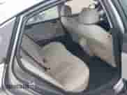 2019 Hyundai Sonata SE с VIN 5NPE24AF2KH765467, выставлен на аукционе IAAI как лот 43223898 с пробегом 217 195 миль миль и . История ставок и продаж доступна на DreamBid. Изображение 8.