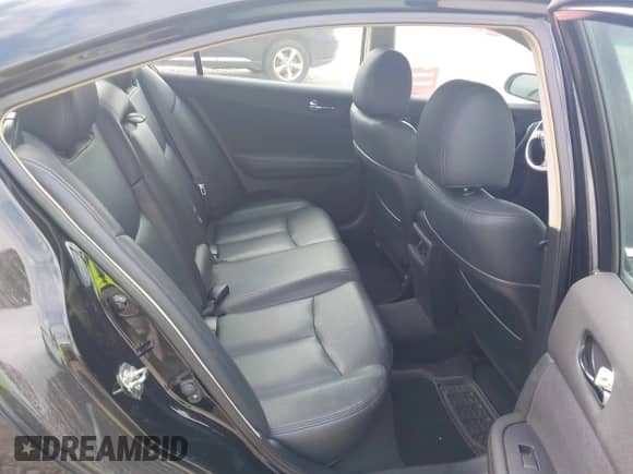 2014 Nissan Maxima SV z VIN 1N4AA5AP5EC437546, wystawiony jako IAAI lot #43316168 z przebiegiem 134 240 mil mil oraz . Historia ofert i sprzedaży dostępna na DreamBid. Obrazek 8.