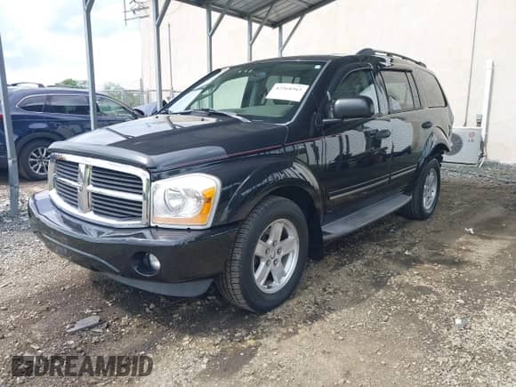 2006 Dodge Durango Limited with VIN 1D4HB58296F168390, listed as a IAAI auction lot 42568565 with 33,338 mi miles and . Bid and sale history available at DreamBid. Image 2.