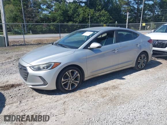 2017 Hyundai Elantra SE с VIN 5NPD84LF2HH089117, выставлен на аукционе IAAI как лот 43421646 с пробегом 240 381 миль миль и . История ставок и продаж доступна на DreamBid. Изображение 17.
