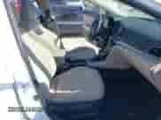 2018 Hyundai Elantra SEL с VIN 5NPD84LF6JH356927, выставлен на аукционе IAAI как лот 43284748 с пробегом 106 697 миль миль и . История ставок и продаж доступна на DreamBid. Изображение 5.