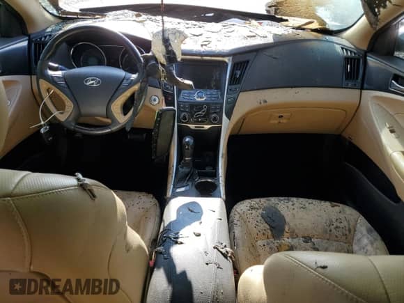 2013 Hyundai Sonata SE z VIN 5NPEC4AC9DH787651, wystawiony jako Copart lot #84017255 z przebiegiem Nie podano mil oraz Szkoda całkowita • Salvage title. Historia ofert i sprzedaży dostępna na DreamBid. Obrazek 8.