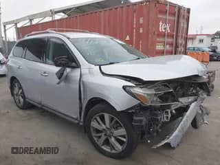 2015 Nissan Pathfinder S с VIN 5N1AR2MN3FC702800, выставлен на аукционе IAAI как лот 42753958 с пробегом 141 571 миль миль и . История ставок и продаж доступна на DreamBid. Изображение 1.
