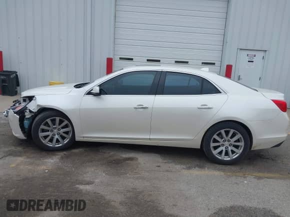2014 Chevrolet Malibu LTZ с VIN 1G11J5SX8EF190233, выставлен на аукционе IAAI как лот 42010641 с пробегом 178 239 миль миль и . История ставок и продаж доступна на DreamBid. Изображение 15.
