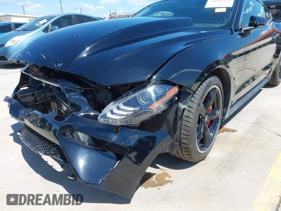 2019 Ford Mustang Bullitt z VIN 1FA6P8K0XK5503788, wystawiony jako IAAI lot #43021322 z przebiegiem 56 470 mil mil oraz . Historia ofert i sprzedaży dostępna na DreamBid. Obrazek 18.