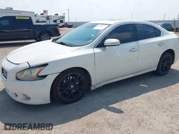 2013 Nissan Maxima S with VIN 1N4AA5AP7DC846632, listed as a IAAI auction lot 43250854 with 195,400 mi miles and . Bid and sale history available at DreamBid. Image 6.