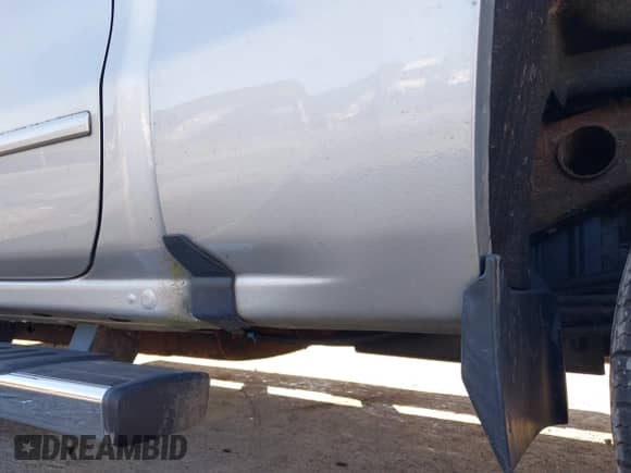 2017 Chevrolet Silverado 1500 LT с VIN 3GCUKREC0HG139572, выставлен на аукционе IAAI как лот 43418678 с пробегом 50 004 миль миль и . История ставок и продаж доступна на DreamBid. Изображение 20.