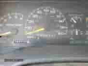 1998 Chevrolet Silverado 2500 с VIN 1GCGK29R6WE117924, выставлен на аукционе Copart как лот 69374745 с пробегом 189 999 миль миль и Списание • Salvage title. История ставок и продаж доступна на DreamBid. Изображение 9.