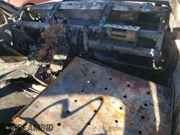 2005 Dodge 2500 SLT z VIN 3D7KS28C55G865858, wystawiony jako Copart lot #80547924 z przebiegiem Nie podano mil oraz Szkoda całkowita • Salvage title. Historia ofert i sprzedaży dostępna na DreamBid. Obrazek 8.