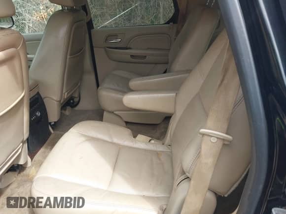 2009 Cadillac Escalade с VIN 1GYFK23269R124693, выставлен на аукционе IAAI как лот 42242246 с пробегом 184 973 миль миль и . История ставок и продаж доступна на DreamBid. Изображение 8.