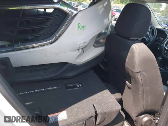 2018 Chevrolet Equinox LS с VIN 2GNAXHEV0J6324682, выставлен на аукционе IAAI как лот 43113033 с пробегом 167 706 миль миль и . История ставок и продаж доступна на DreamBid. Изображение 8.