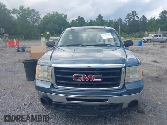 2011 GMC Sierra 1500 SL z VIN 3GTP2UEA0BG333489, wystawiony jako IAAI lot #42434038 z przebiegiem 286 560 mil mil oraz . Historia ofert i sprzedaży dostępna na DreamBid. Obrazek 12.
